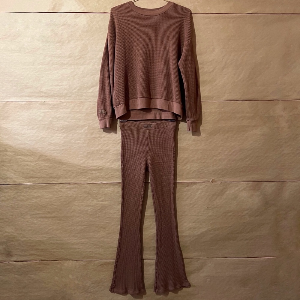 SET Active Waffle Knit Lounge Matching Set Crew Sweatshirt Flare Pants Size XS/S